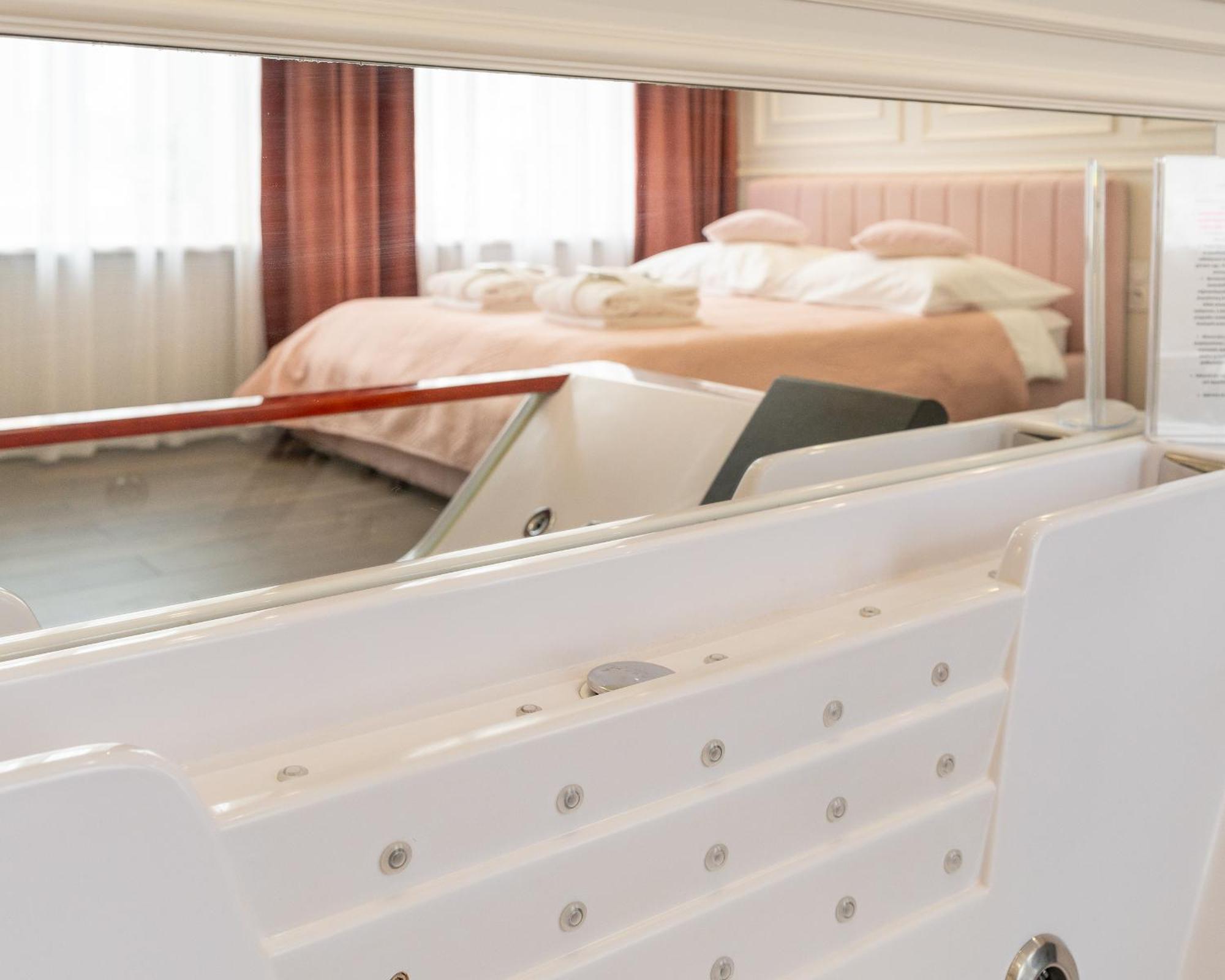 Apartament Glamour Prywatne Jacuzzi Starowislna Cracovia Exterior foto